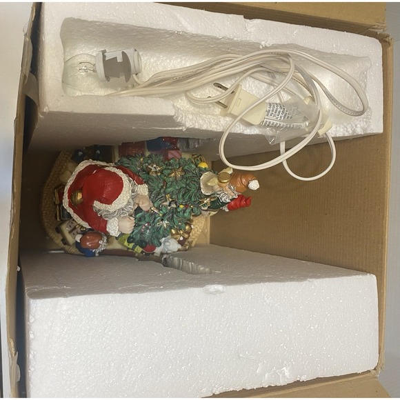House of Lloyd Christmas Around The World Santa's Tree - Lights Music Box**VNTG - Picture 8 of 9
